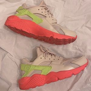 Nike Huarache Neon Shoes